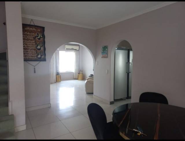 3 BEDROOM TOWNHOUSE FOR SALE IN MUSGRAVE